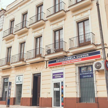 Apartamentos Puerta Sevilla جيريز المظهر الخارجي الصورة